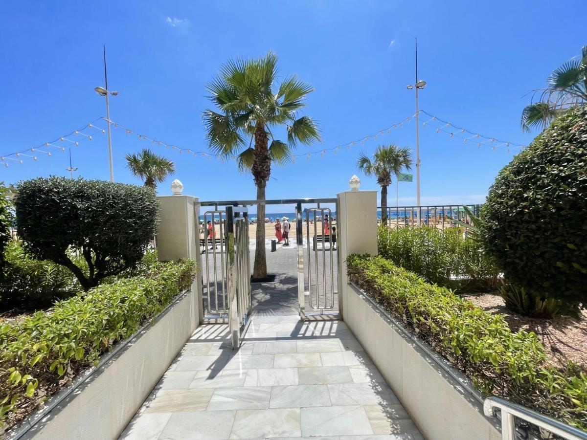 Tor Maraya Seafront Levante Beach 貝尼多姆 外观 照片